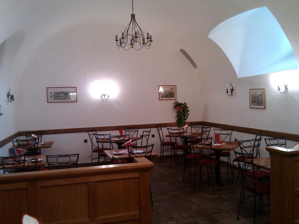 Penzion S Restauraci "U Mlyna Com" Litovel Εξωτερικό φωτογραφία